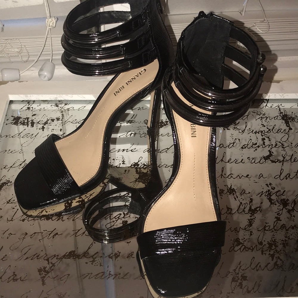 Gianni Bini Black Heels